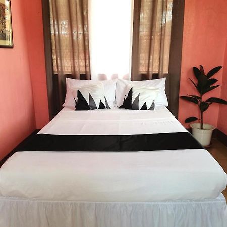 Appartement Agimats Crib Palawan à Puerto Princesa Extérieur photo